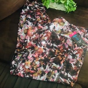 NWT Colorful Plus Size Leggings